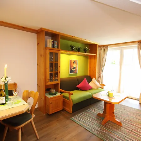 Апартаменты Haus Susanne - Top-ferienwohnungen - Sommer-bergbahn Inklusive Обермайзельштайн